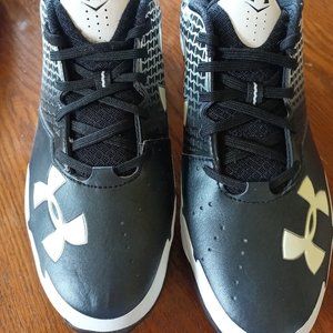 Men's baseball metal cleats